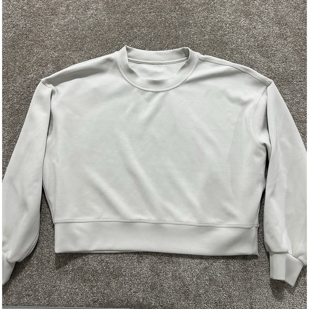 Lululemon Women's 8 Softstreme Perfectly Oversized Cropped Crew Cream